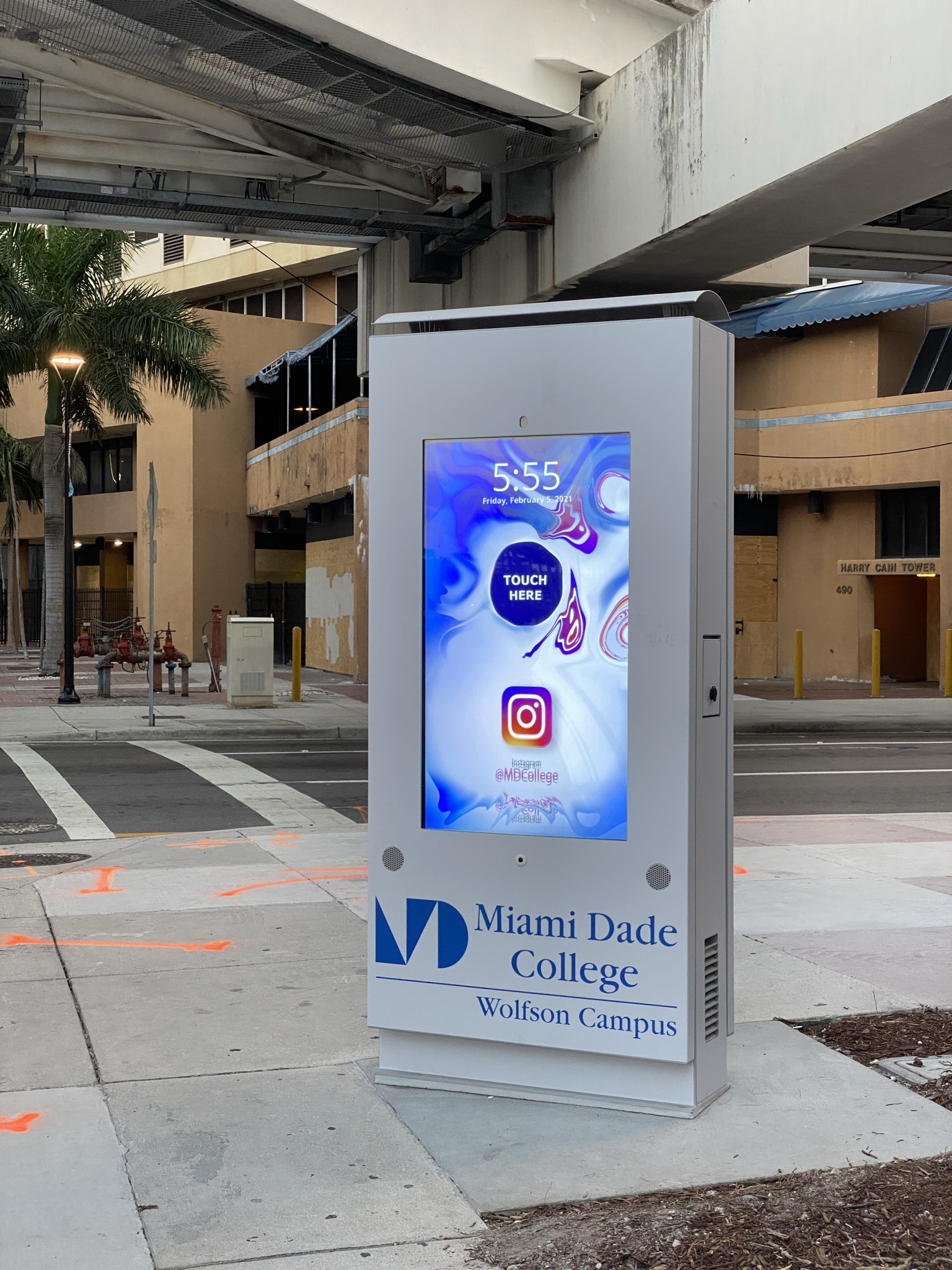 Interactive Wayfinder — installation